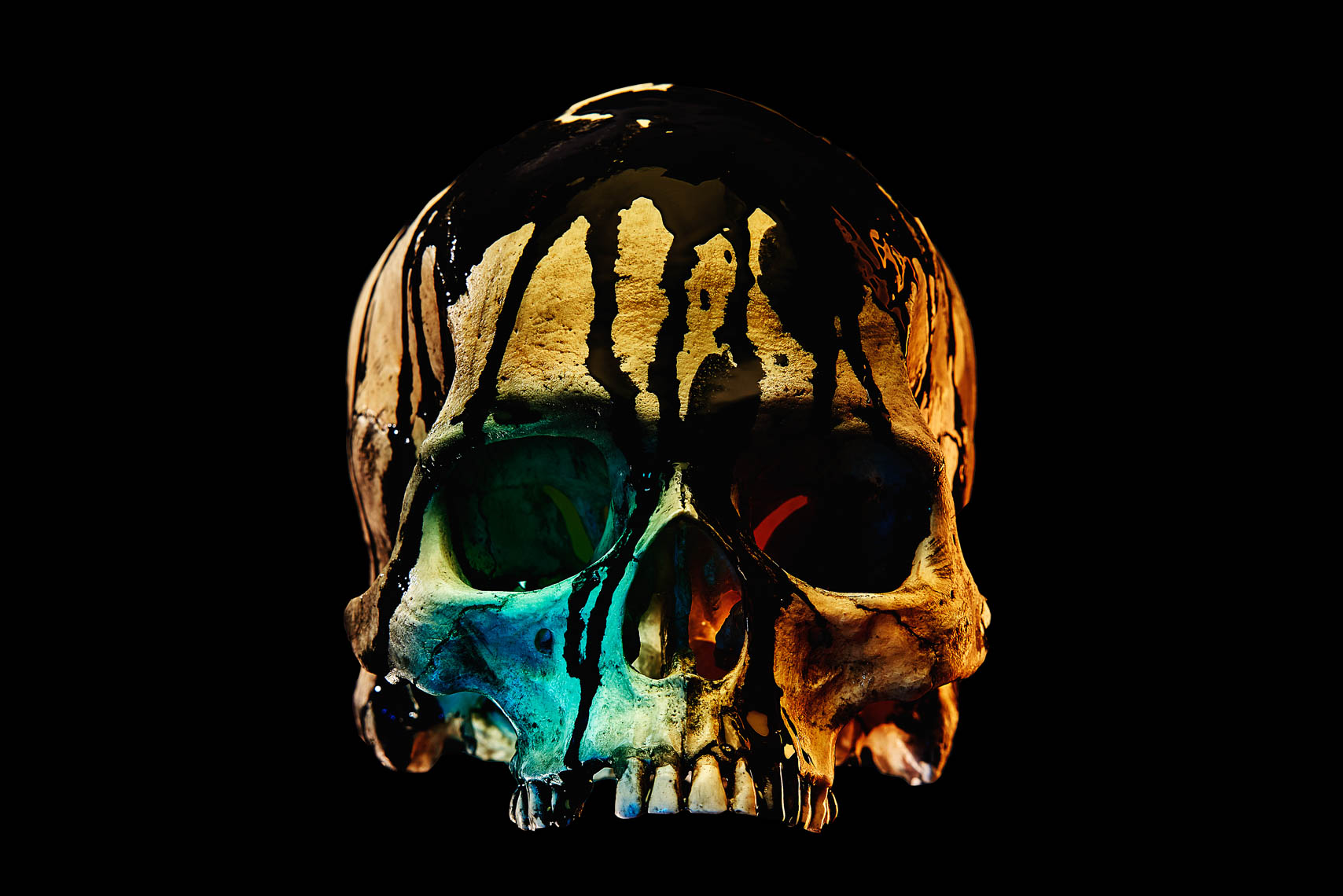 skull_on_black-websized